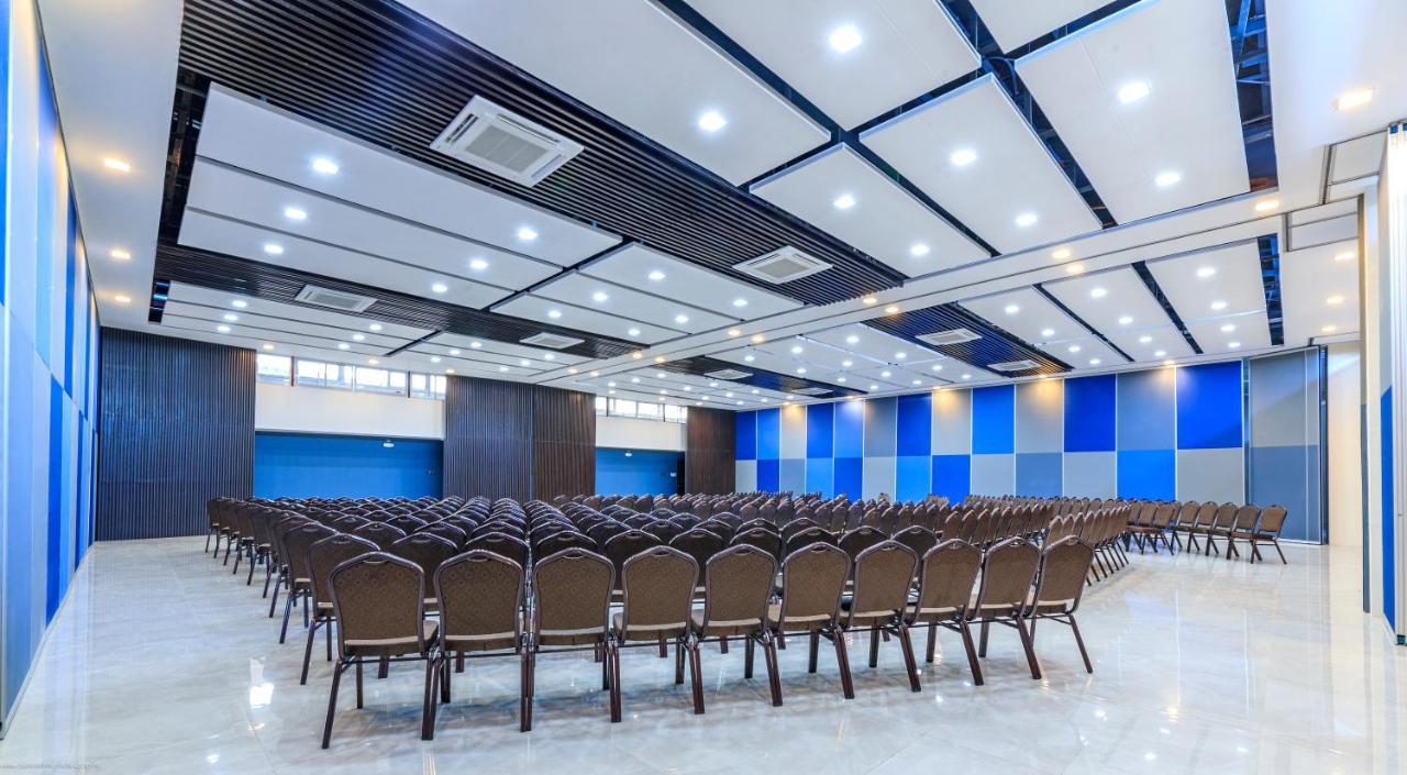 Fynn Boutique Hotel Bacoor Buitenkant foto