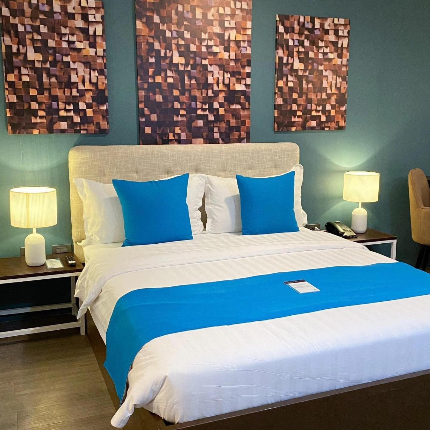 Fynn Boutique Hotel Bacoor Buitenkant foto